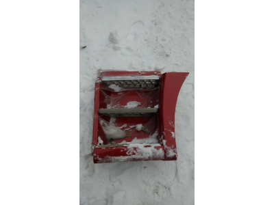 Корпус подножки левый в сборе SH F3000 тягач красный SHAANXI / Shacman (ШАНКСИ / Шакман) DZ13241240411 фото 1 Кострома